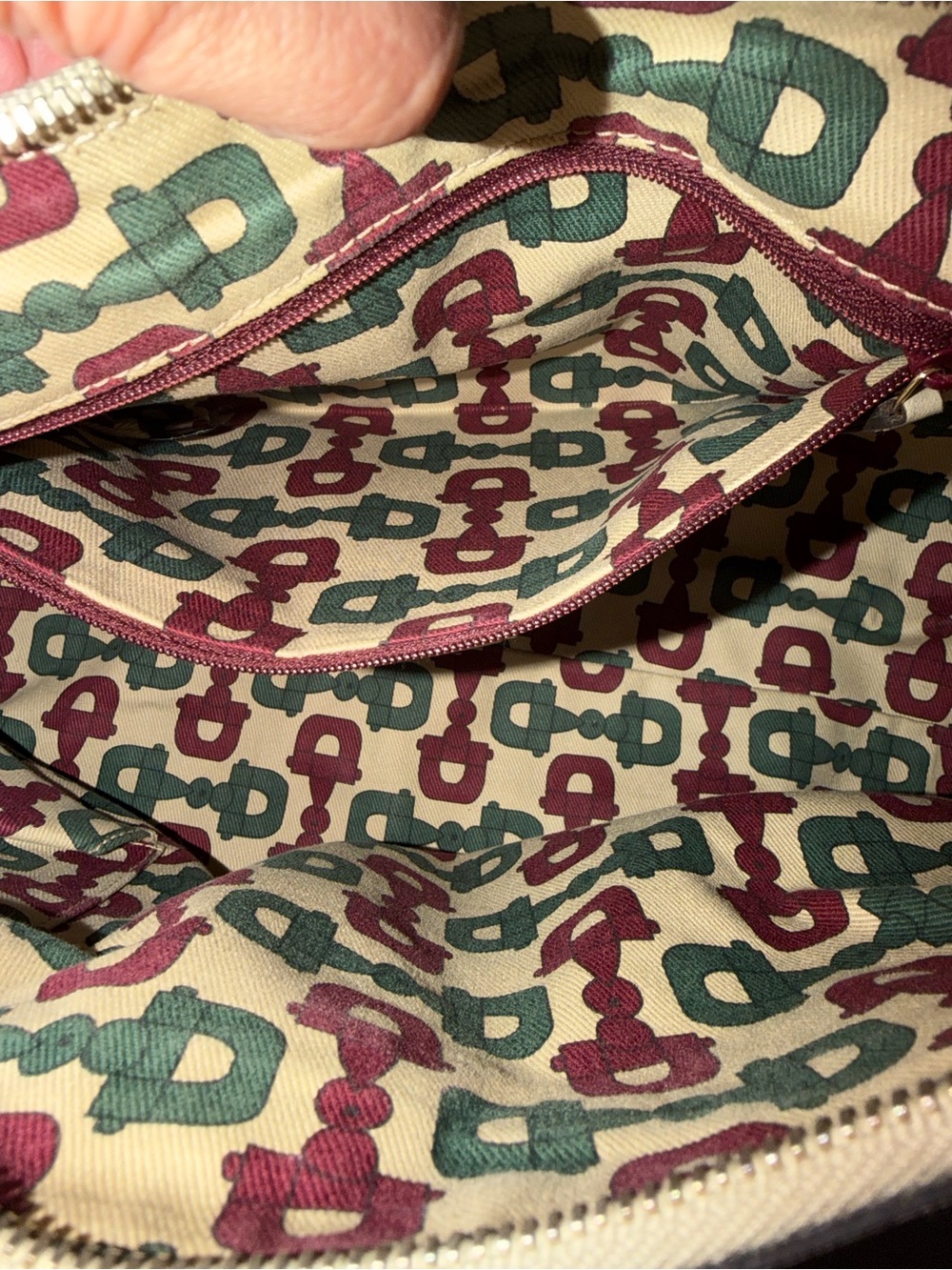 Gucci Beige Monogram Hobo Shoulder Bag with Gold D-Ring - Picture 10 of 13